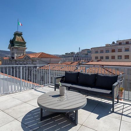 Vis A Vis Apartments Trieste Eksteriør bilde