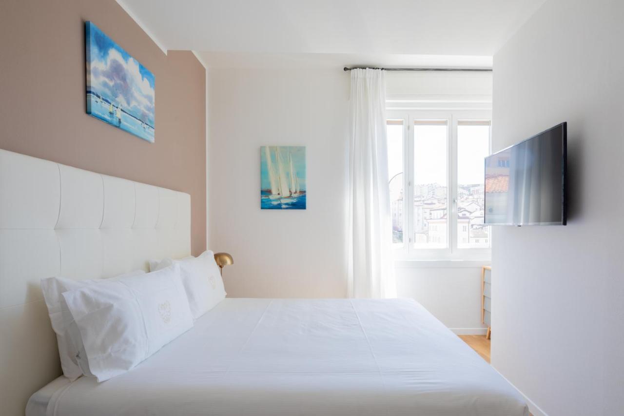 Vis A Vis Apartments Trieste Eksteriør bilde