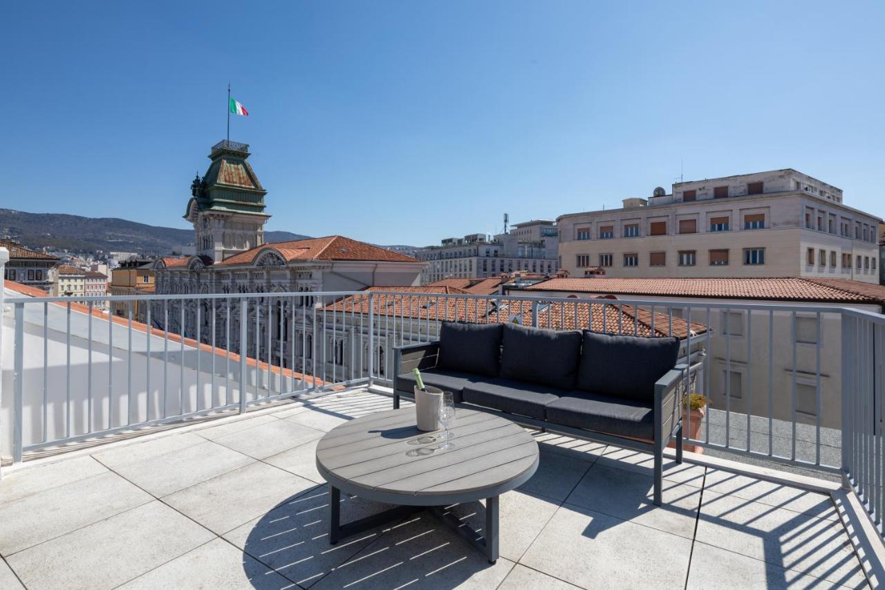 Vis A Vis Apartments Trieste Eksteriør bilde