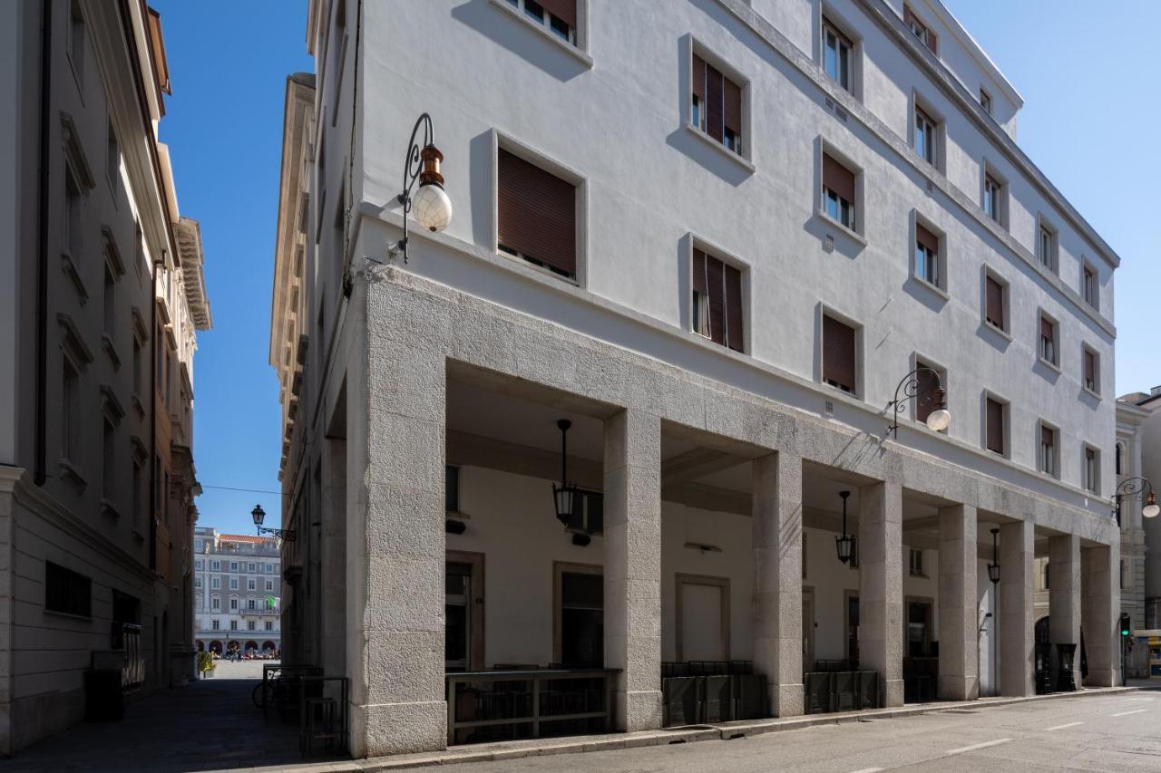 Vis A Vis Apartments Trieste Eksteriør bilde